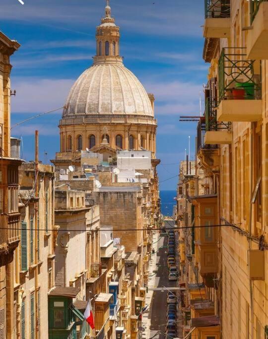 City Penthouse With Roof Terrace And Sea Views Valletta Kültér fotó